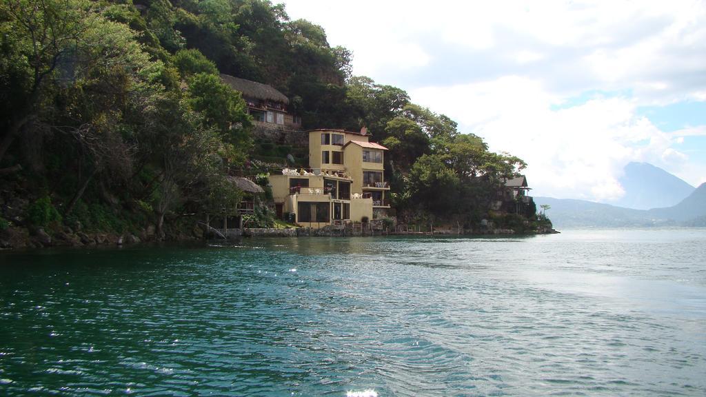 Hotel Restaurante La Villa De Los Dioses San Antonio Palopó Buitenkant foto