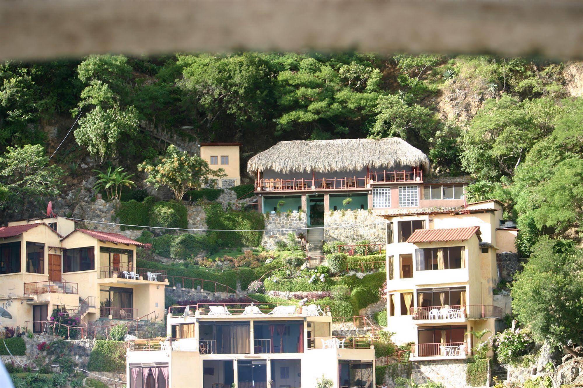 Hotel Restaurante La Villa De Los Dioses San Antonio Palopó Buitenkant foto